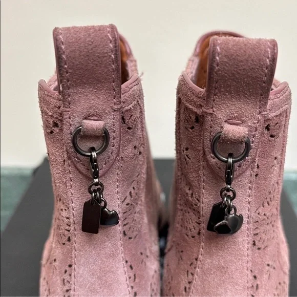 Coach Bowery Chelsea Boot - Picture 6 of 9